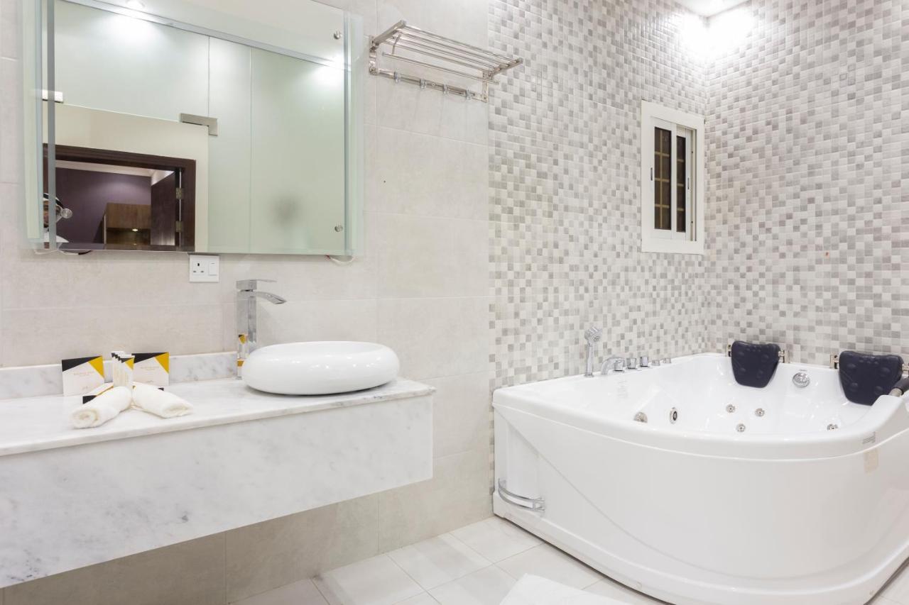 Dior Inn Apartment Hotel Jeddah Exterior photo